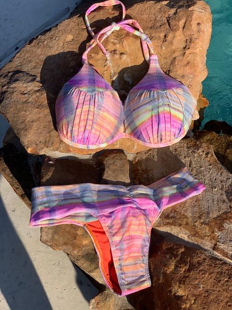 Liquido Araraquara Rainbow Bikini